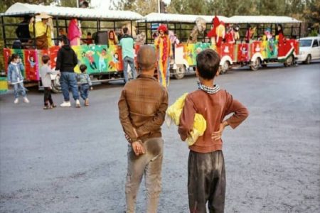 ماجرای عکس حاشیه‌ای از جشنواره فیلم کودک اصفهان چیست؟