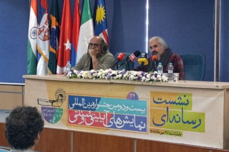 جشنواره تئاتر آیینی برای ما هویت جهانی می‌سازد