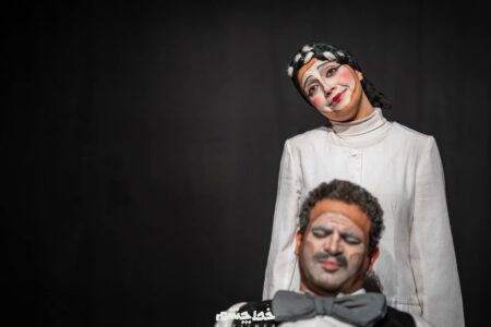 نخستین آلبوم عکس تئاتر «خط چشم» با نویسندگی و کارگردانی «نازنین سالاری‌فر»