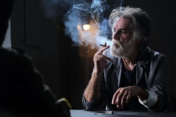 مستندساز مشهدی، داستان سفارت آمریکا را فیلم کرد