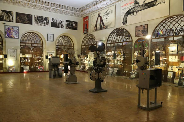 از موزه سینمای ایران رایگان بازدید کنید