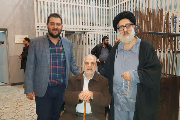 زندانی معروف سیاسی «زمان در حبس قصر» را افتتاح کرد