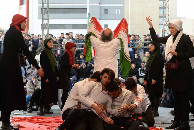 اجرای «بازگشت ۲» در هفته هنر انقلاب اسلامی
