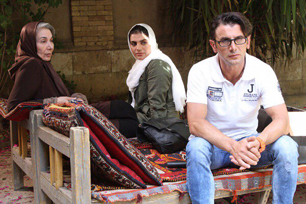 برگزاری اکران مردمی «جانان» در سینما ایران