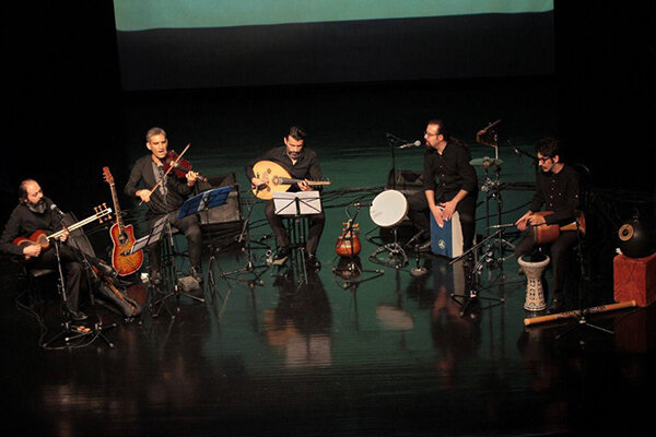 کنسرت موسیقی عامیانه ایرانی برگزار شد/ گذر از سانتی مانتالیسم