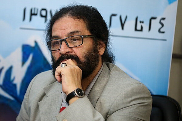 مذاکره با ارشاد برای برگزاری همزمان جشنواره«آواهای انقلابی»و«فجر»