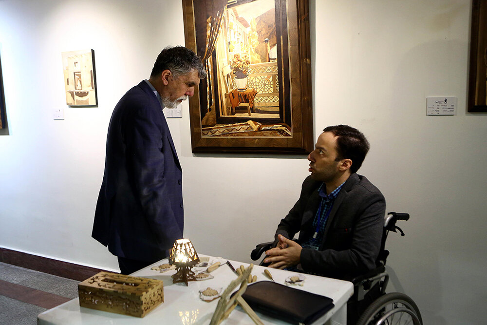 بازدید وزیر ارشاد از آثار هنرمندان معلول/ «همام» فرصت مطالبه است