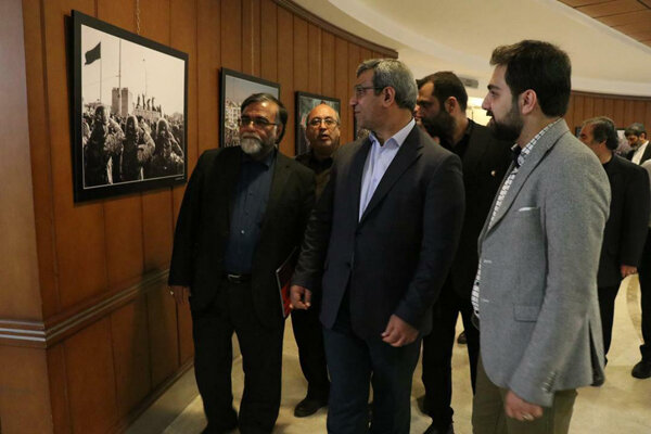 نمایشگاه عکس بدرقه سردار در جزیره کیش برگزار شد