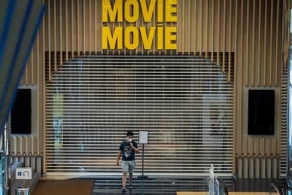 سینماها و دیزنی‌لند هنگ‌کنگ دوباره بسته می‌شود/ موج‌ سوم‌ رسید