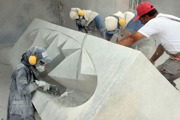 برپایی سمپوزیوم مجسمه‌سازی «هفت سنگ» در کیش