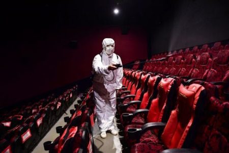 معافیت سینما‌های آمریکا از ضدعفونی کردن سالن‌ها